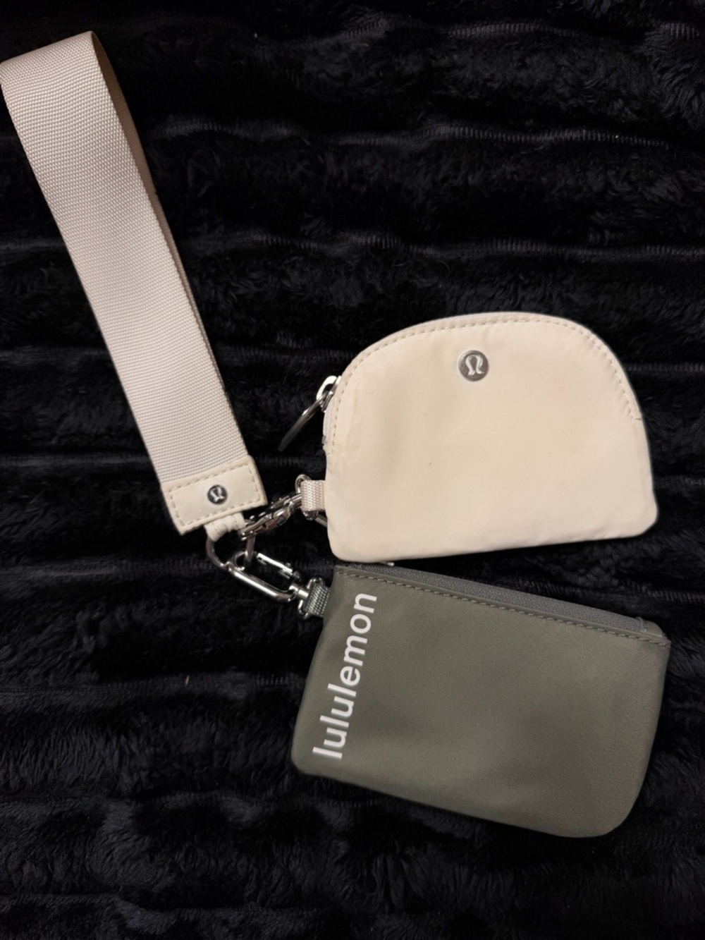 lululemon Two-Pouch wallet keychain in Cream and Olive